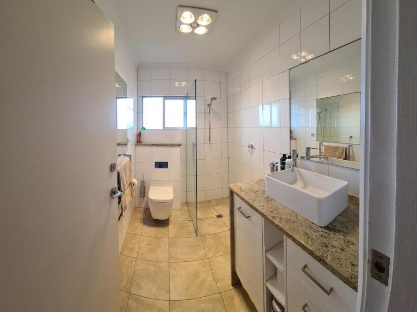 Acushla Accommodation Esplanade Living Self Check-In Self Check-Out West Beach Exteriör bild