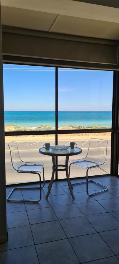 Acushla Accommodation Esplanade Living Self Check-In Self Check-Out West Beach Exteriör bild