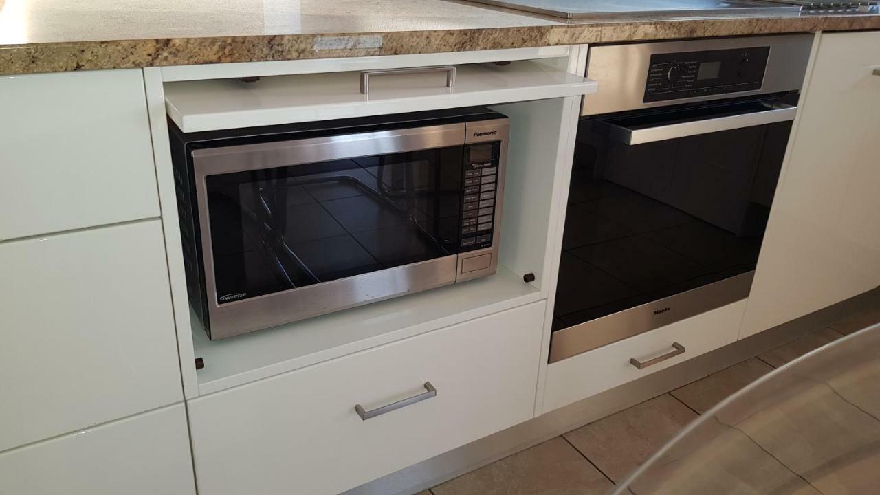 Acushla Accommodation Esplanade Living Self Check-In Self Check-Out West Beach Exteriör bild
